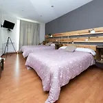 Atuairehome Gran Vivienda En Centro Historico San Lorenzo Burgo