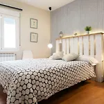 Atuairehome Gran Vivienda En Centro Historico San Lorenzo * Burgo