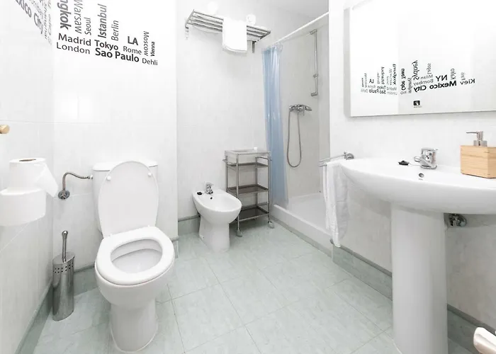 Atuaire Gran Vivienda En Centro Historico San Lorenzo * Burgo